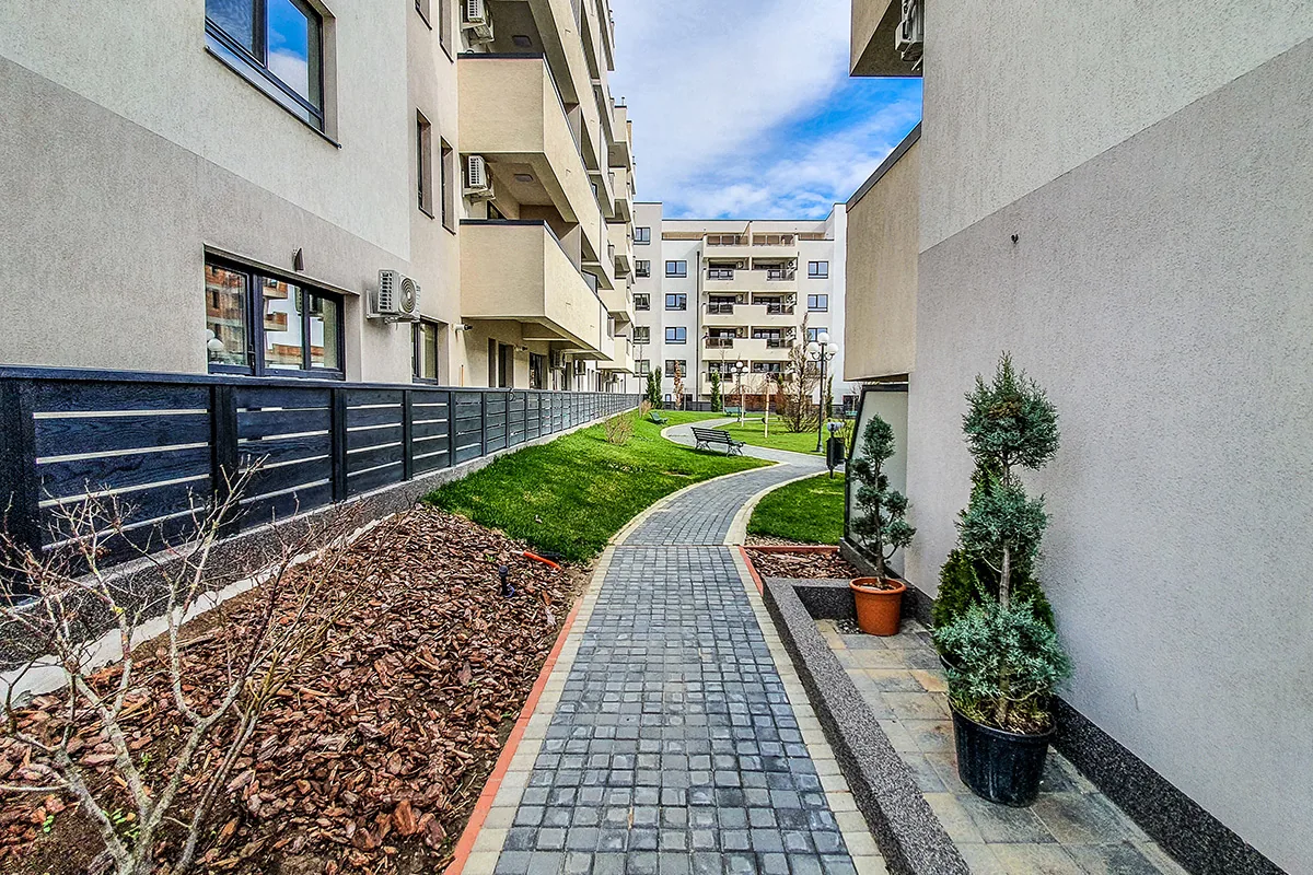 Atrium Garden Residence